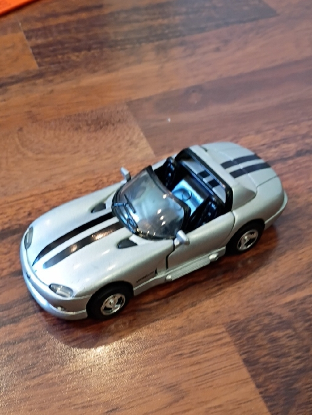 Dodge Viper 1999 toy car